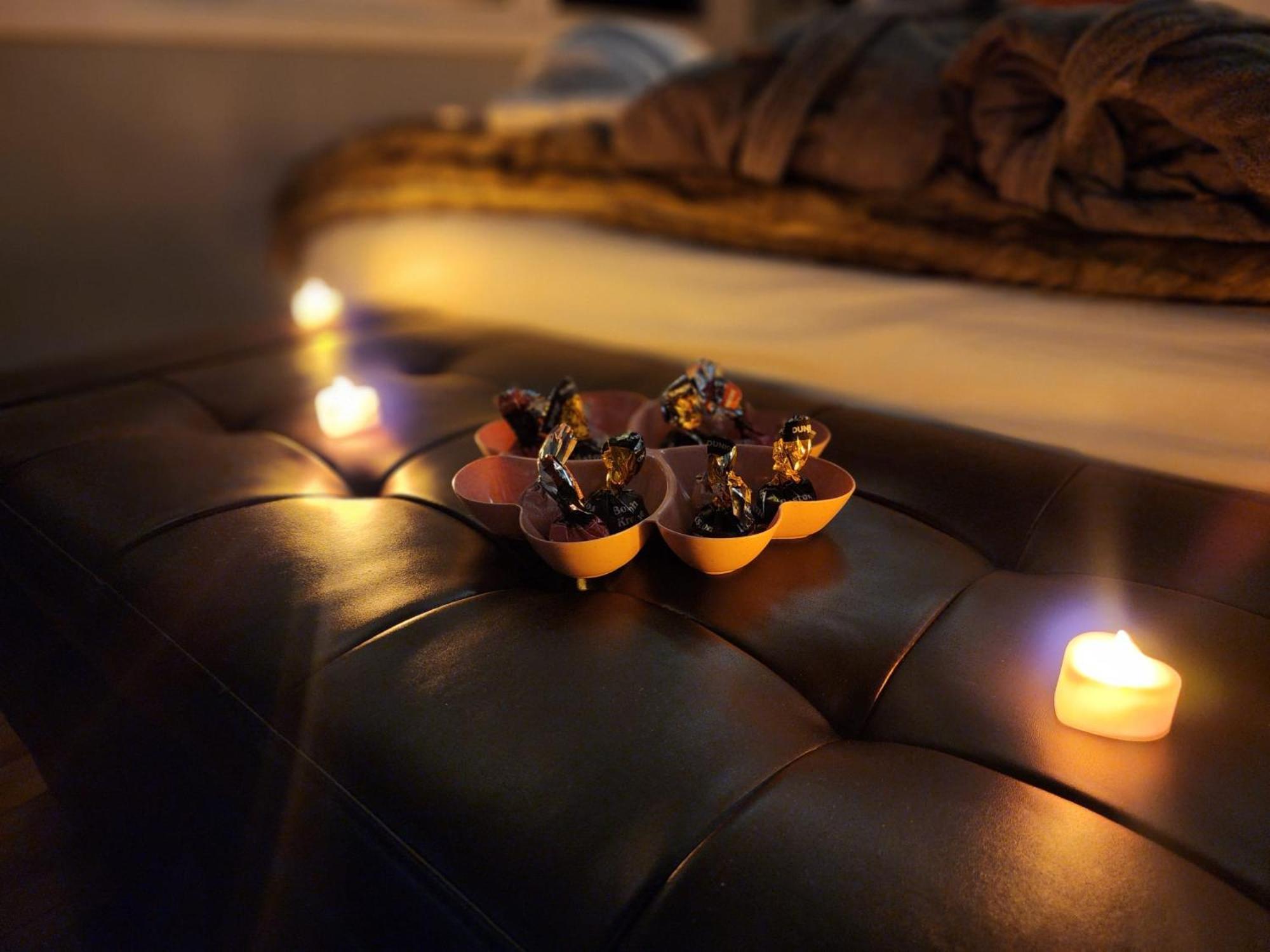 Hot Tub, Electric Bikes, Solo Stove, Projector, Smores Марблгед Екстер'єр фото
